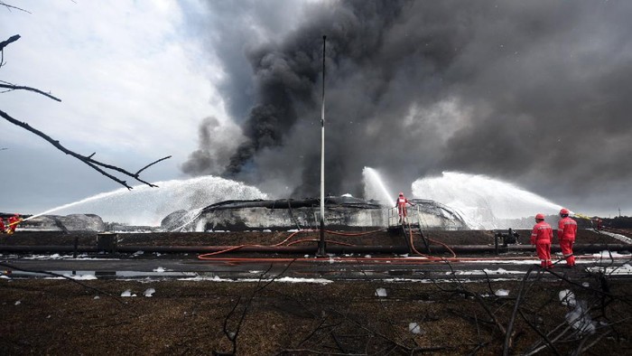 Kilang Balongan Kebakaran, Anggaran Impor BBM Pertamina Bisa Bengkak